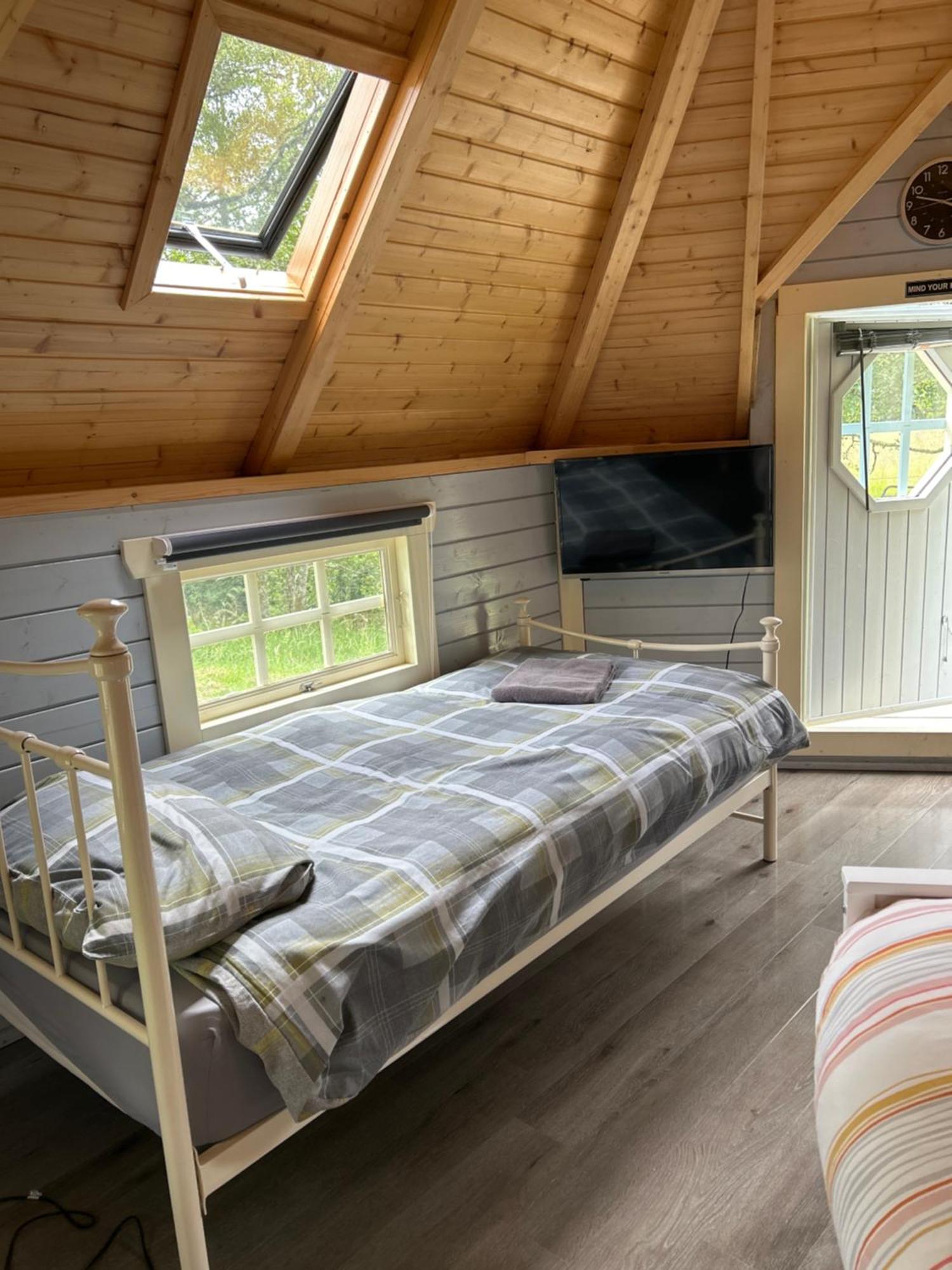 1Lochness Glam Lodges إينفيرنيس المظهر الخارجي الصورة