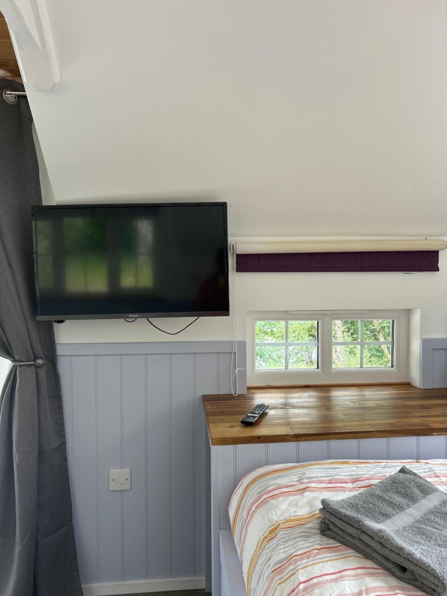 1Lochness Glam Lodges إينفيرنيس المظهر الخارجي الصورة